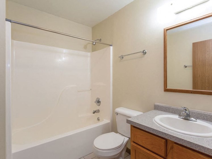large bathrooms at Northwoods Apartments